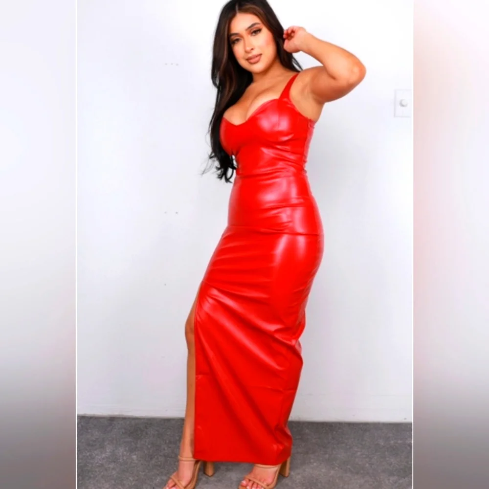 Sexy Sling V-Neck Dress - Picture 2 of 4